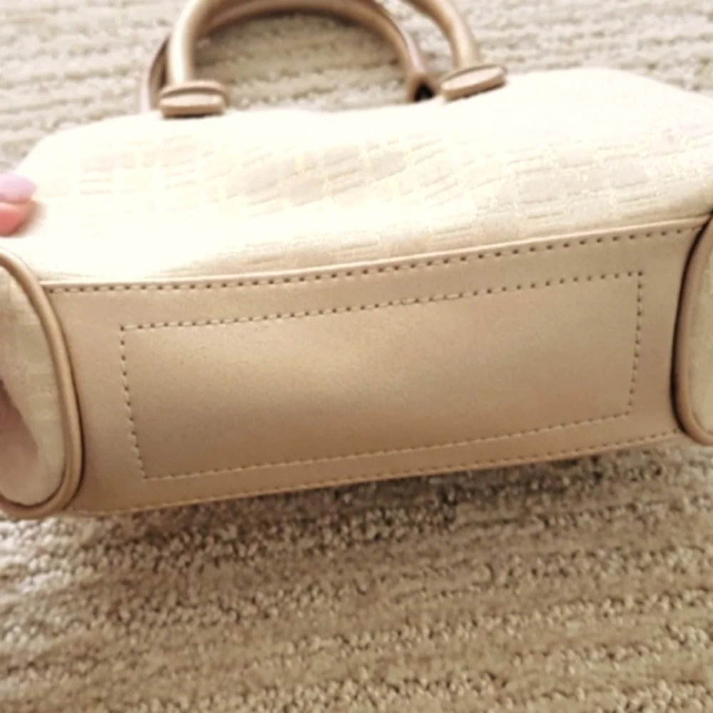 Mini Bag - Picture 3 of 8
